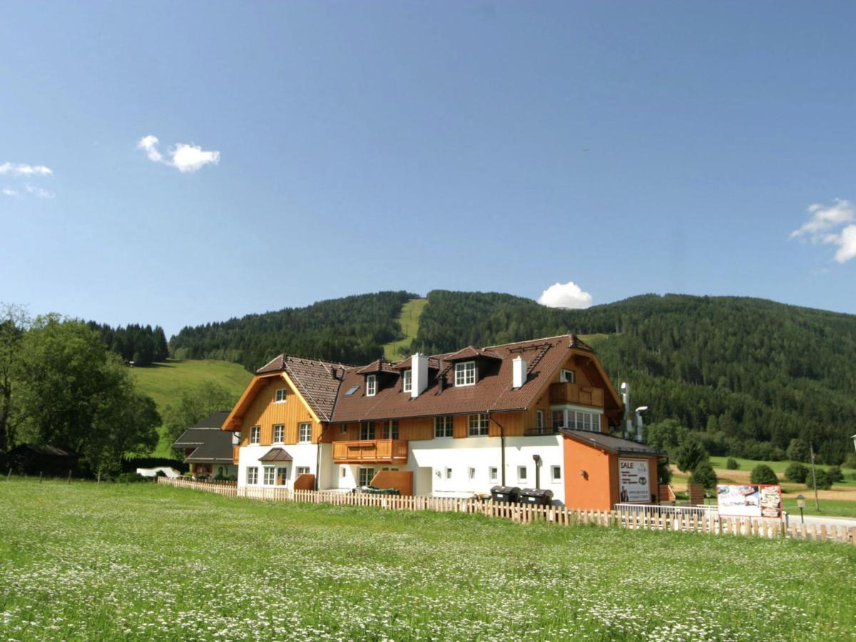 Apartment In Sankt Margarethen Near Ski Area Sankt Margarethen im Lungau Luaran gambar