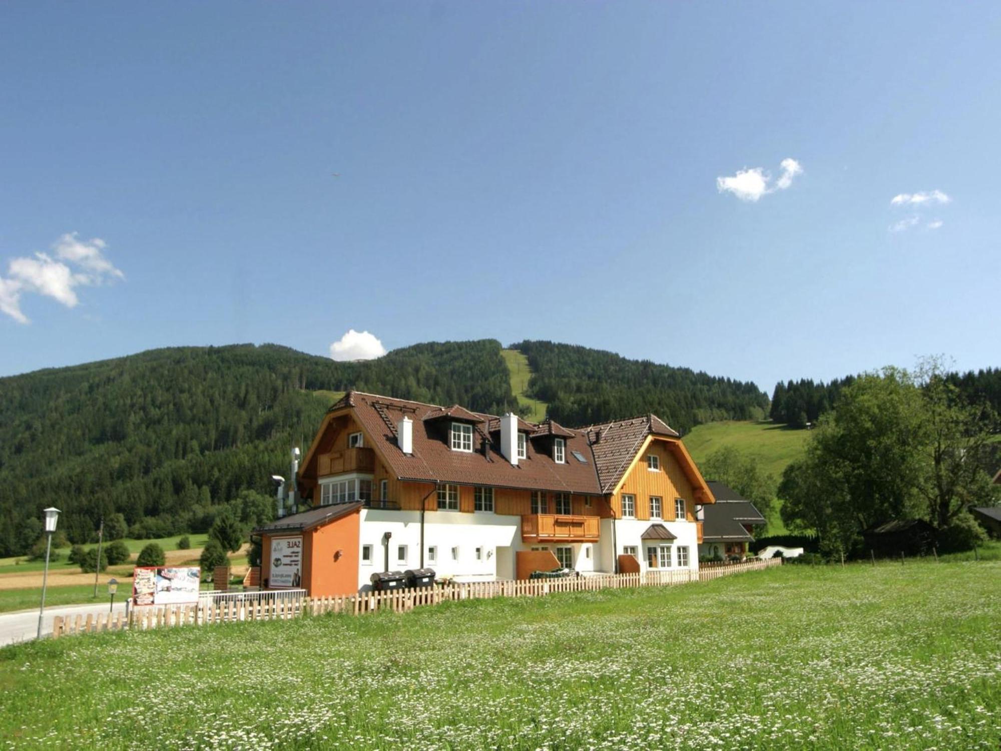 Apartment In Sankt Margarethen Near Ski Area Sankt Margarethen im Lungau Luaran gambar